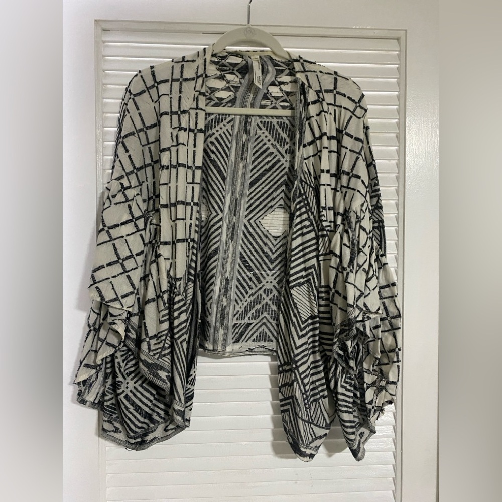 Anthropologie | Black & White Geometric Open Front Cardigan
